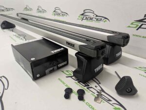 PXL_20260430_125709665_scaled.jpg Bagaznik dachowy Thule SlideBar 893 + Kit 187147 + Stopy 7107