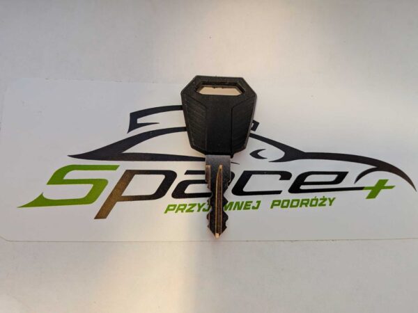 PXL_20260518_155244820_scaled-8.jpg Klucz Kluсzyk Thule N227, 227