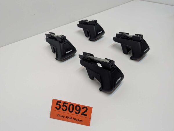 Stopy bagażnika dachowego Thule 4900 Nissan.