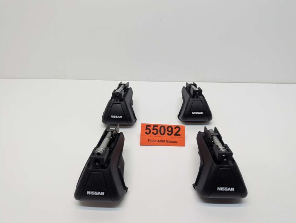 Stopy bagażnika dachowego Thule 4900 Nissan.
