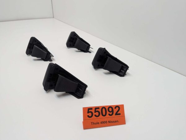 Stopy bagażnika dachowego Thule 4900 Nissan.