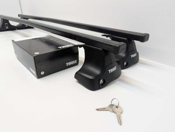 Bagaznik dachowy Thule SquareBar EVO 7122 + Kit 141589 + Stopy 754
