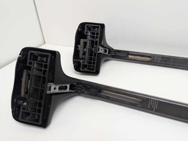 Bagaznik dachowy Thule SquareBar EVO 7122 + Kit 141589 + Stopy 754