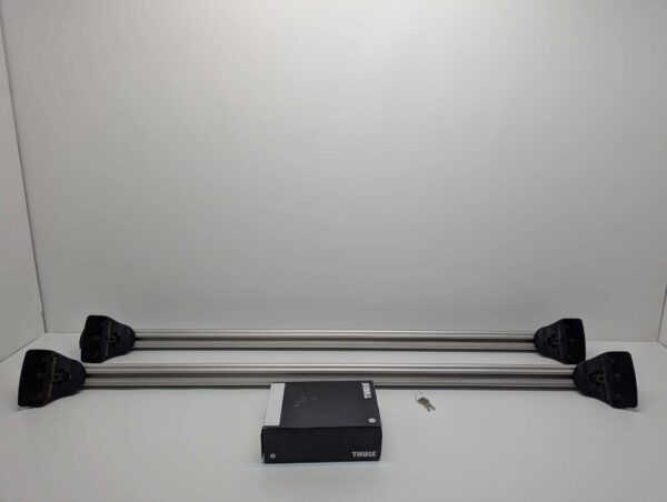 Bagaznik dachowy Thule ProBar 391 + Kit 184029 + Stopy 753