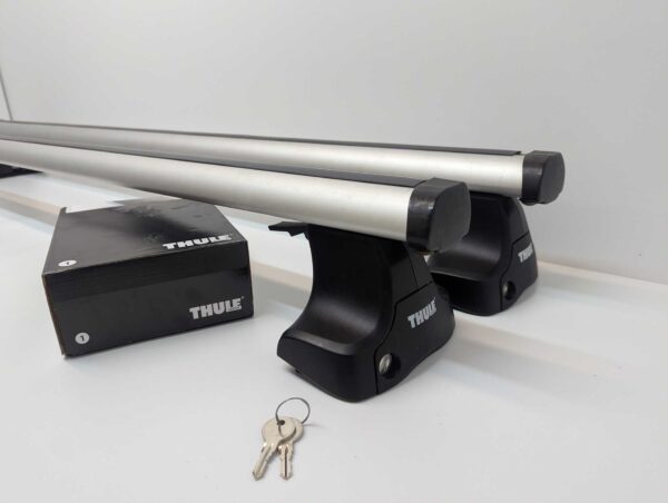 Bagaznik dachowy Thule ProBar 391 + Kit 141168 + Stopy 754