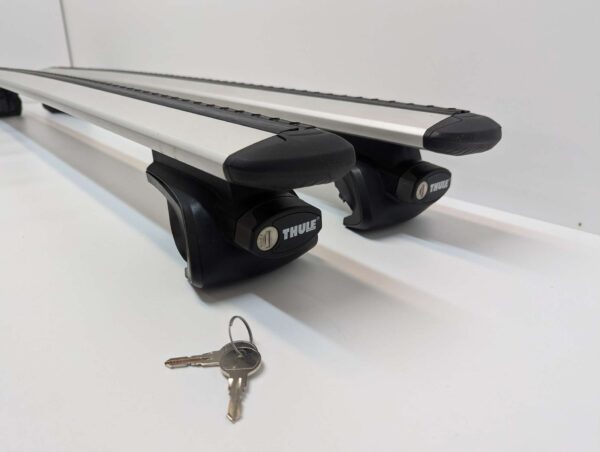 PXL_20260623_134047268_scaled-2.jpg Bagaznik dachowy Thule WingBar EVO 711500 + Stopy 757