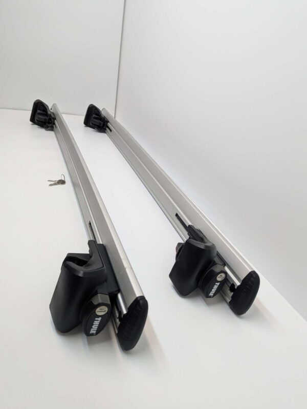 PXL_20260623_134139285_scaled-2.jpg Bagaznik dachowy Thule WingBar EVO 711500 + Stopy 757