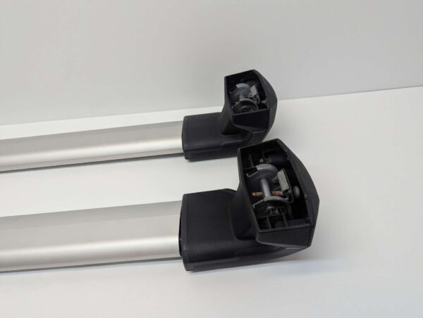 Bagaznik dachowy Thule WingBar Edge NEW 721600 + Kit 187082 + Stopy 7207
