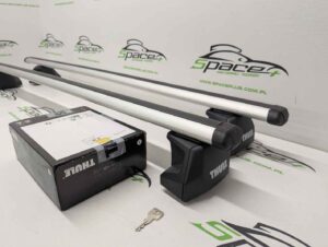 PXL_20260403_160110662_scaled.jpg Bagaznik dachowy Thule Aerobar 863 + Kit 187010 + Stopy 7107